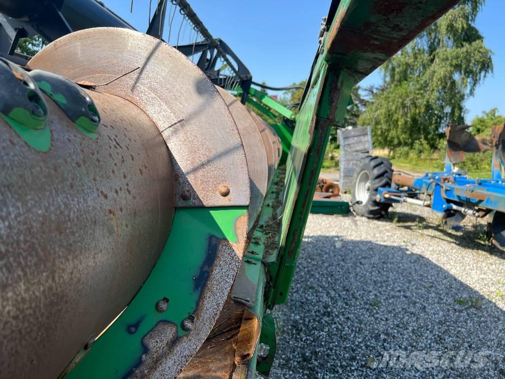 John Deere C 670 I Combine de secerat