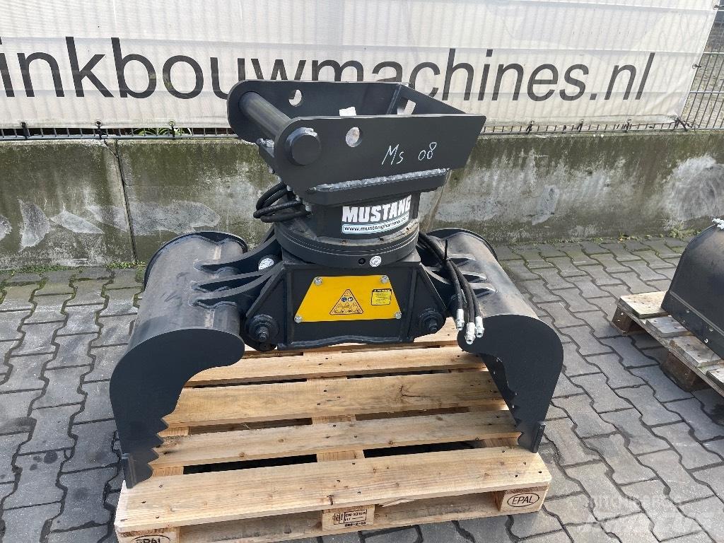 Mustang GRP 250 Cupa