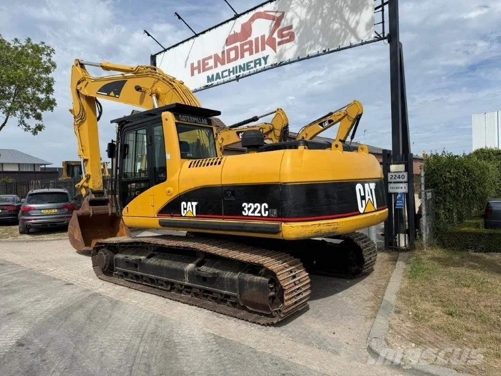 CAT 322CLN Excavatoare pe șenile
