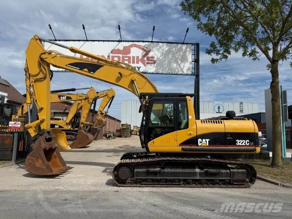 CAT 322CLN Excavatoare pe șenile

