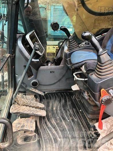 Hyundai HX520L Excavatoare speciale