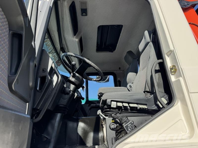 MAN 19.364 FAC Camioane cu macara