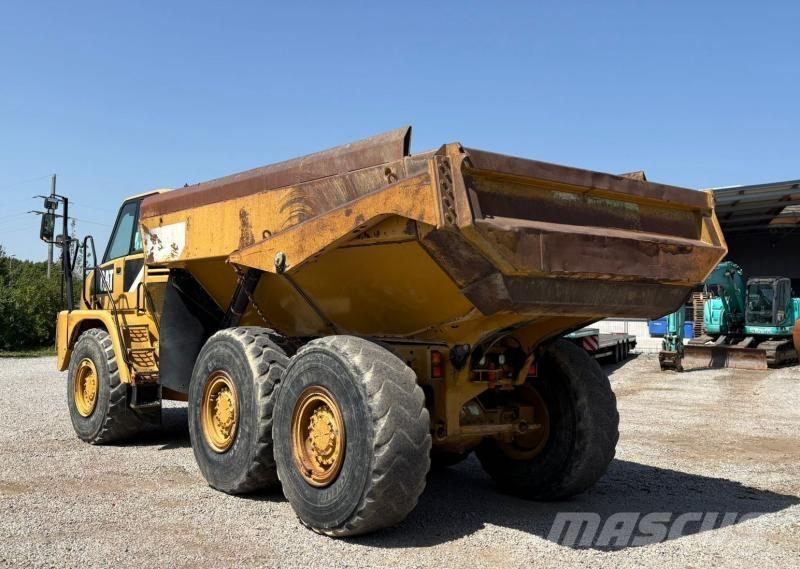 CAT 730 Transportoare articulate