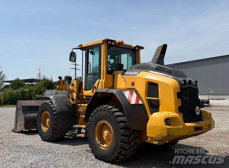 Volvo L90H Incarcator pe pneuri