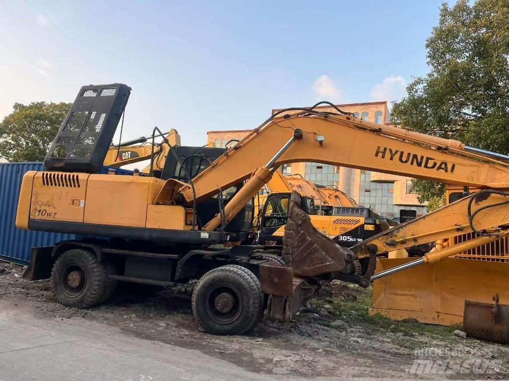 Hyundai R210W-7 Excavatoare cu roti