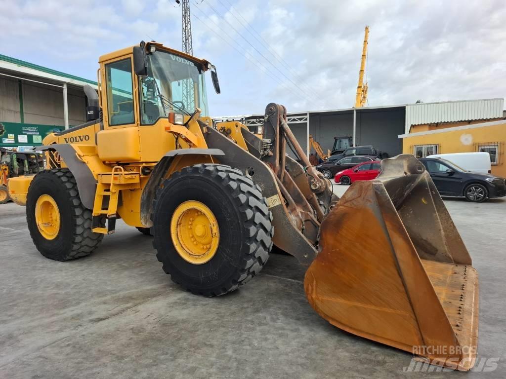 Volvo L 120 E Incarcator pe pneuri