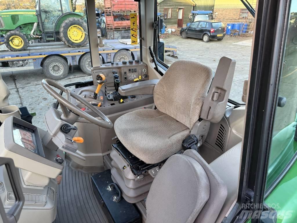 John Deere 6135M Tractoare