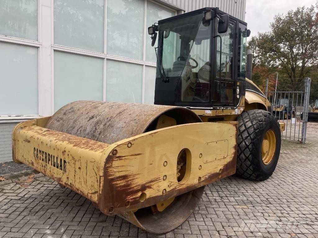 CAT CS 573 E       2004 Compactoare monocilindrice