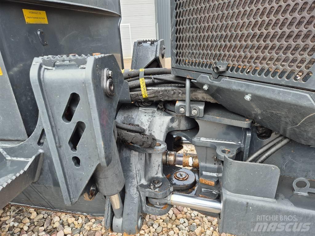 Ponsse Ergo 8W Combine forestiere