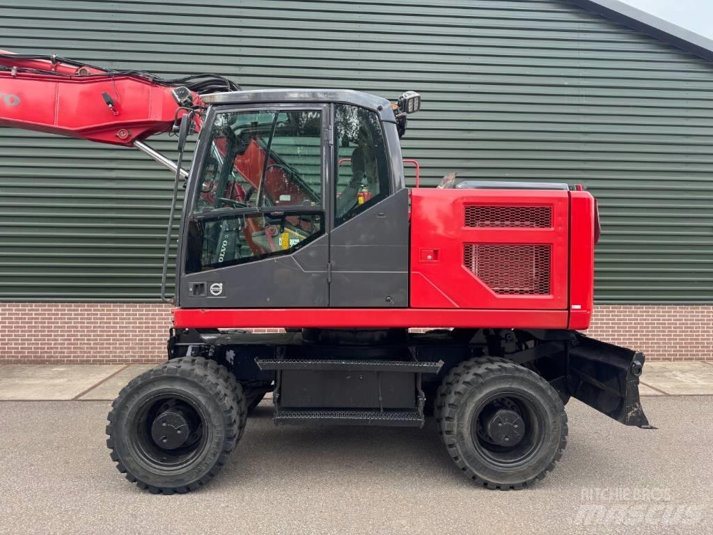 Volvo EW 160 E Excavatoare cu roti