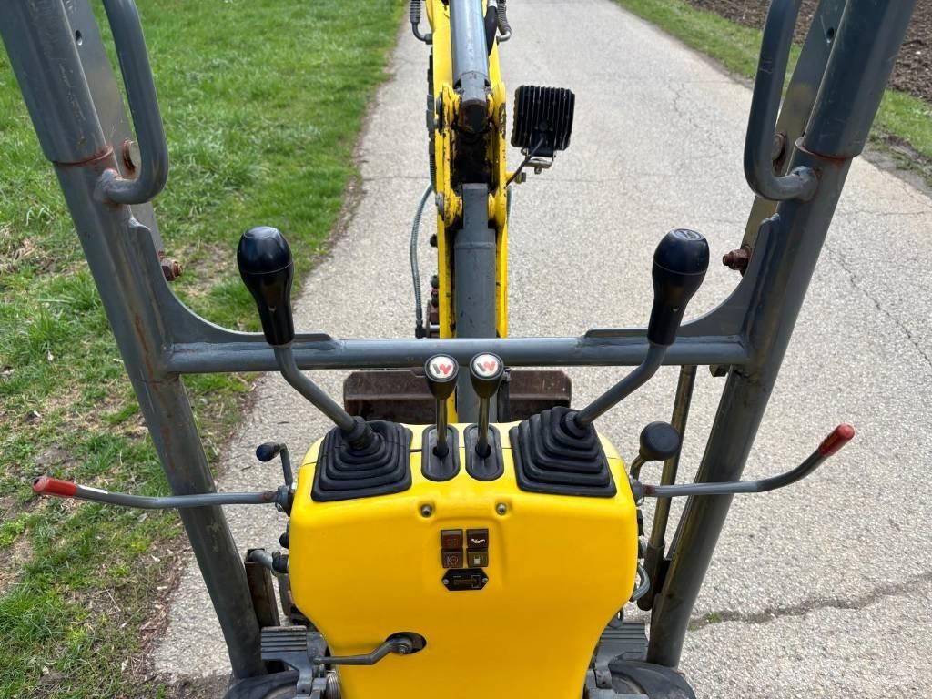 Wacker Neuson 803 Mini excavatoare < 7t