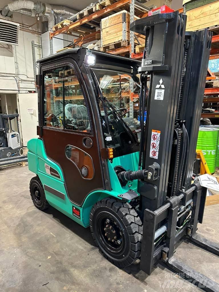 Mitsubishi FD25N3 Stivuitor diesel