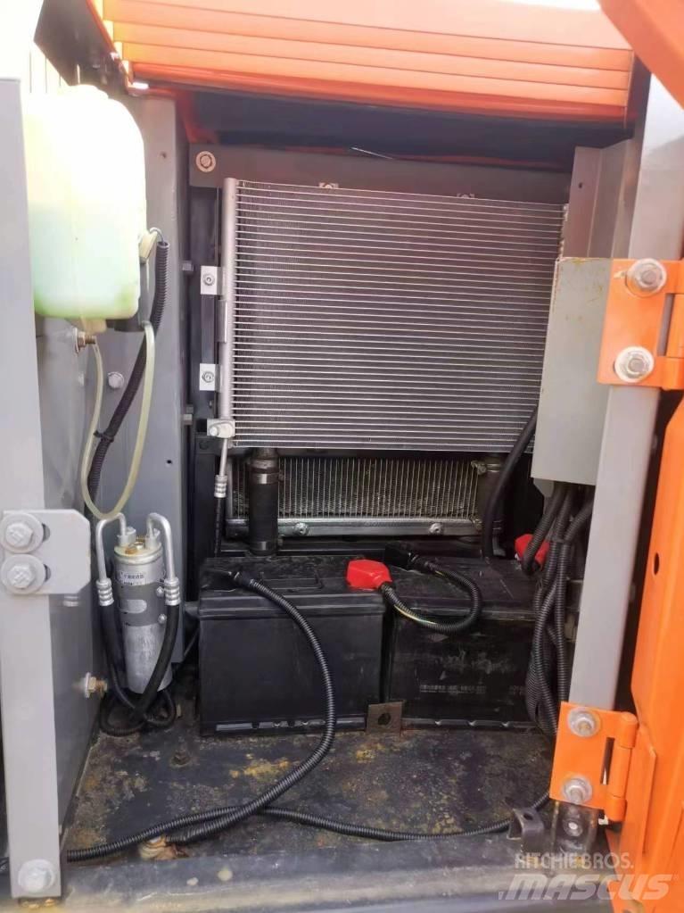 Hitachi ZX 70-5A Excavatoare 7t - 12t