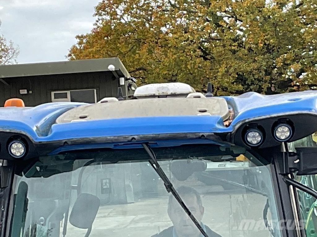 New Holland T 7.210 Tractoare