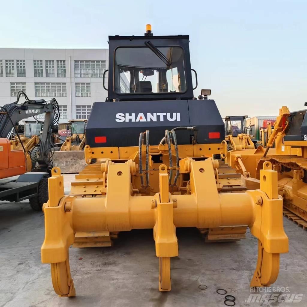 Shantui SD 22 Buldozere pe senile