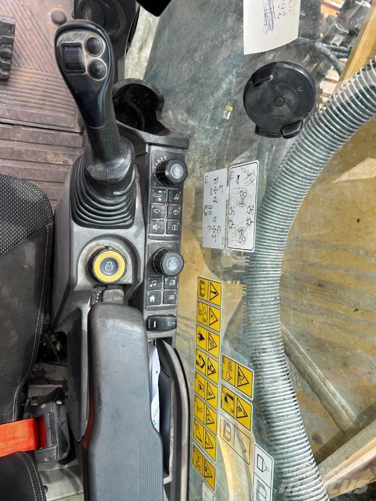 CAT 336 Excavatoare pe șenile
