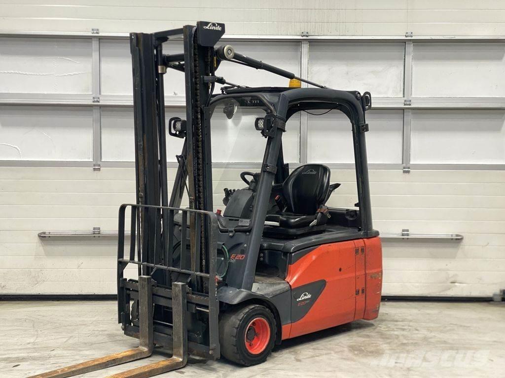 Linde E20L-02 Stivuitor electric