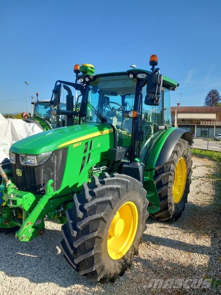 John Deere 5125 R Tractoare