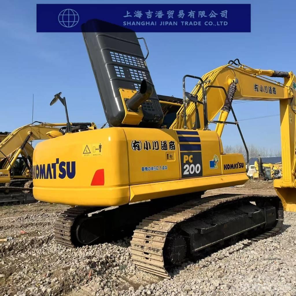 Komatsu PC 200-8 Excavatoare 7t - 12t