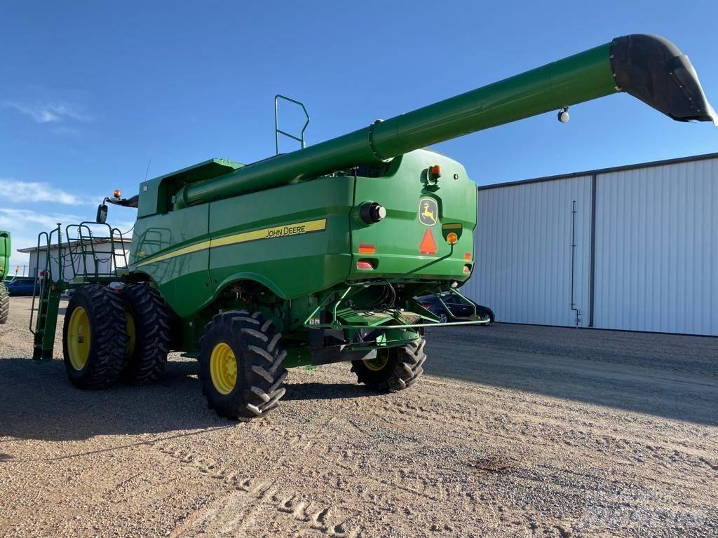 John Deere S 680 Combine de secerat
