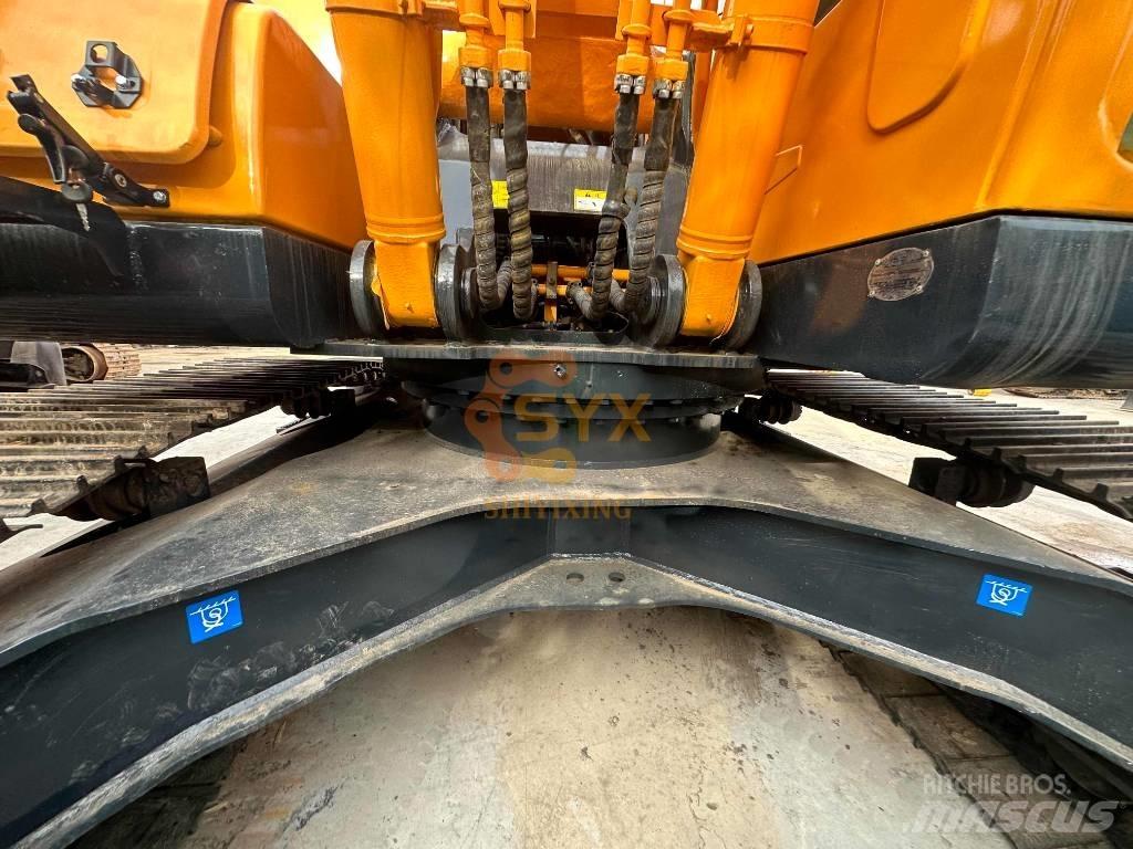 Hyundai R220 Excavatoare pe șenile
