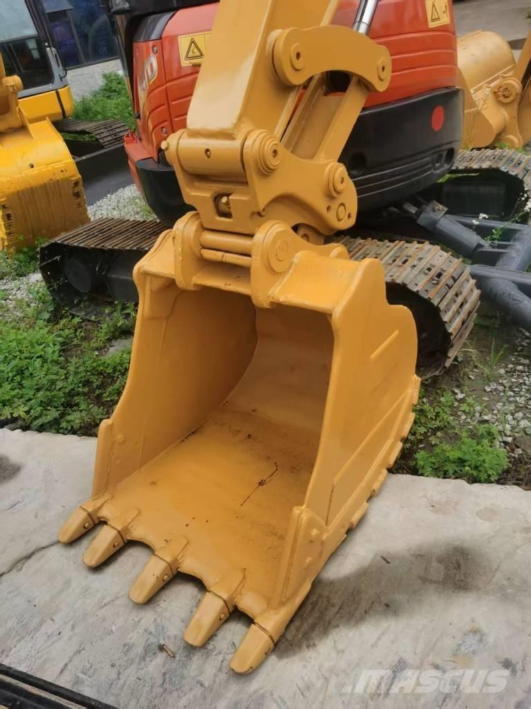 CAT 307,5 Excavatoare 7t - 12t