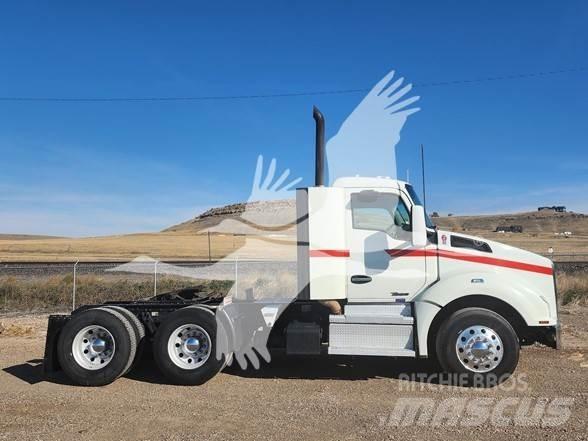 Kenworth T880 Autotractoare