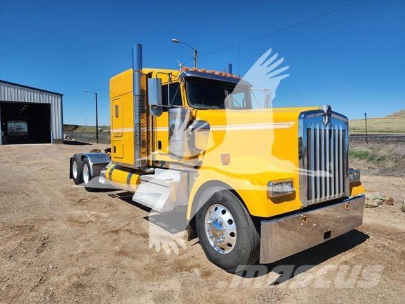 Kenworth W900 Autotractoare