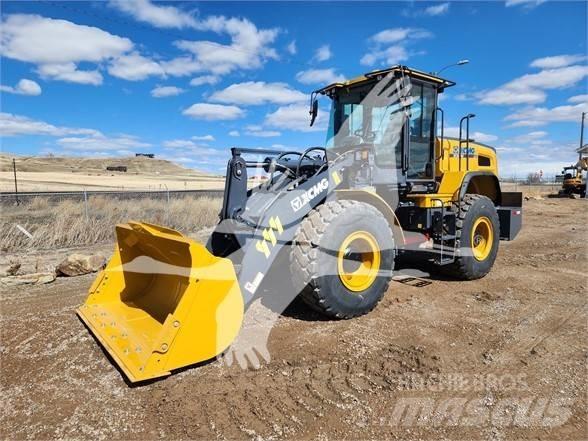 XCMG XC938U Incarcator pe pneuri