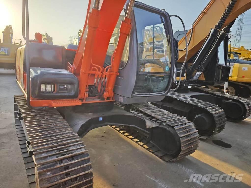 Hitachi ZX 120 Excavatoare pe șenile
