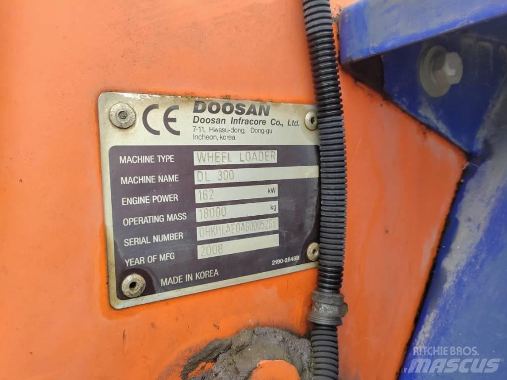 DEVELON DL300-5 Încarcatoare frontale