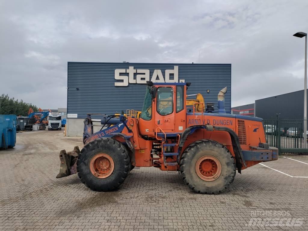 DEVELON DL300-5 Încarcatoare frontale