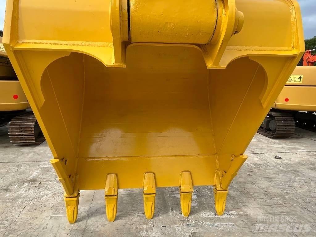 Komatsu PC 400-8 Excavatoare pe șenile
