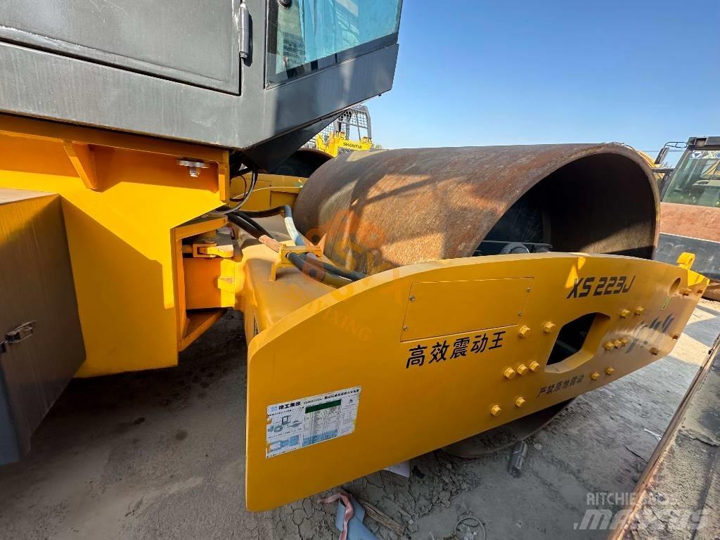 XCMG XS 233J Compactoare monocilindrice