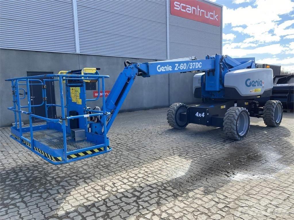 Genie Z60/37 DC Nacele cu brat articulat