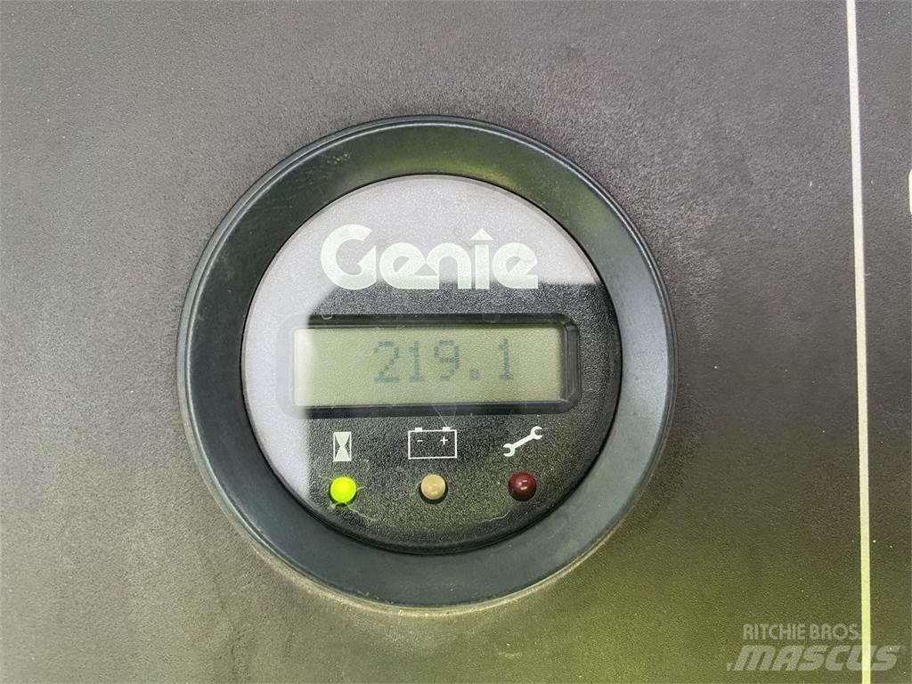 Genie Z60/37 DC Nacele cu brat articulat