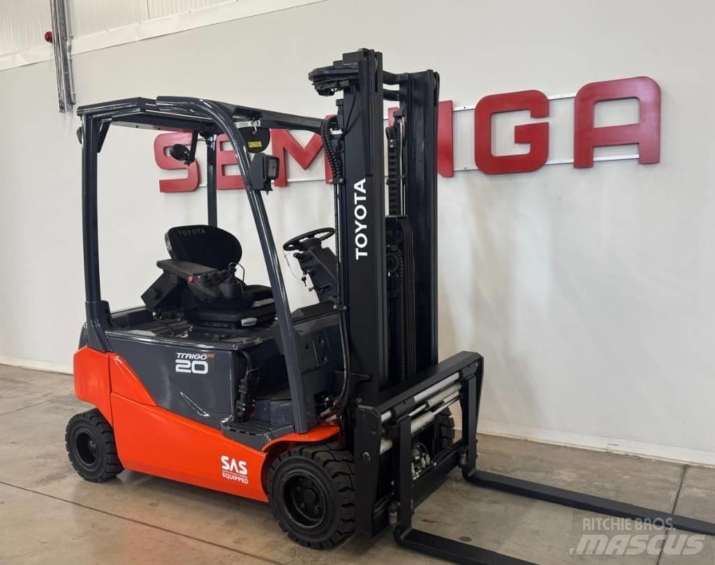 Toyota 10898 8FBM20T Stivuitor electric