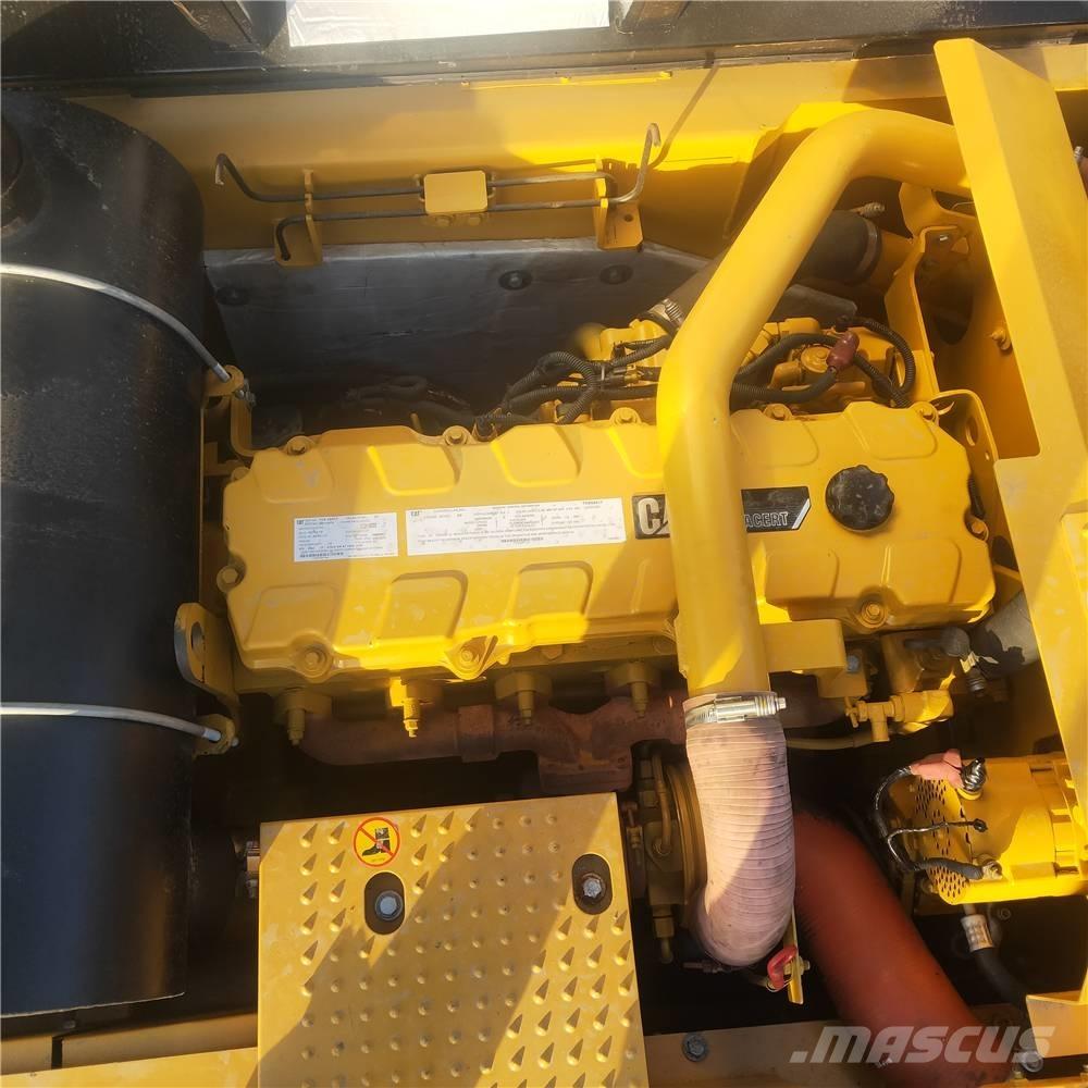 CAT 340D2 Excavatoare pe șenile
