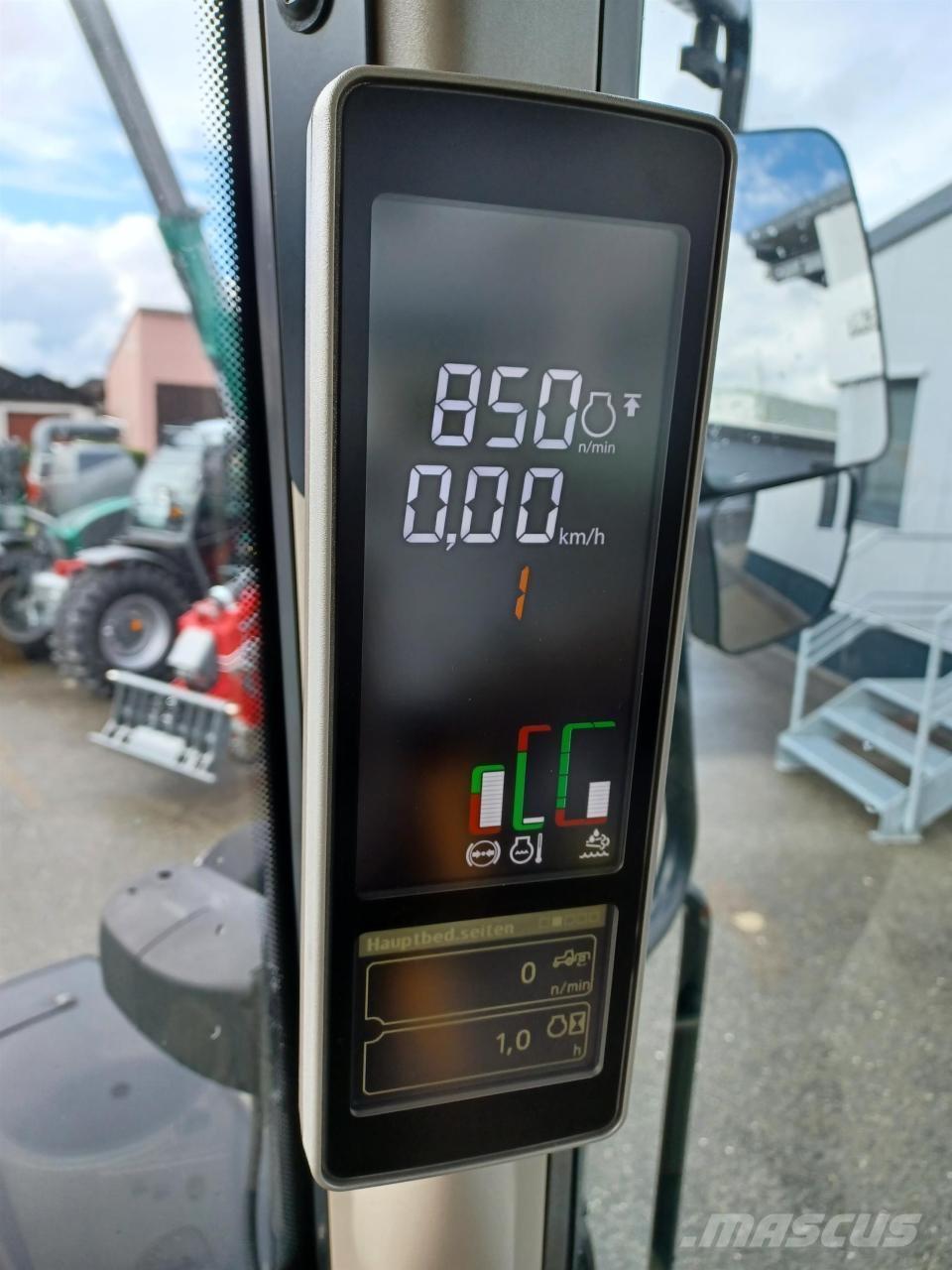 John Deere 6110M Tractoare