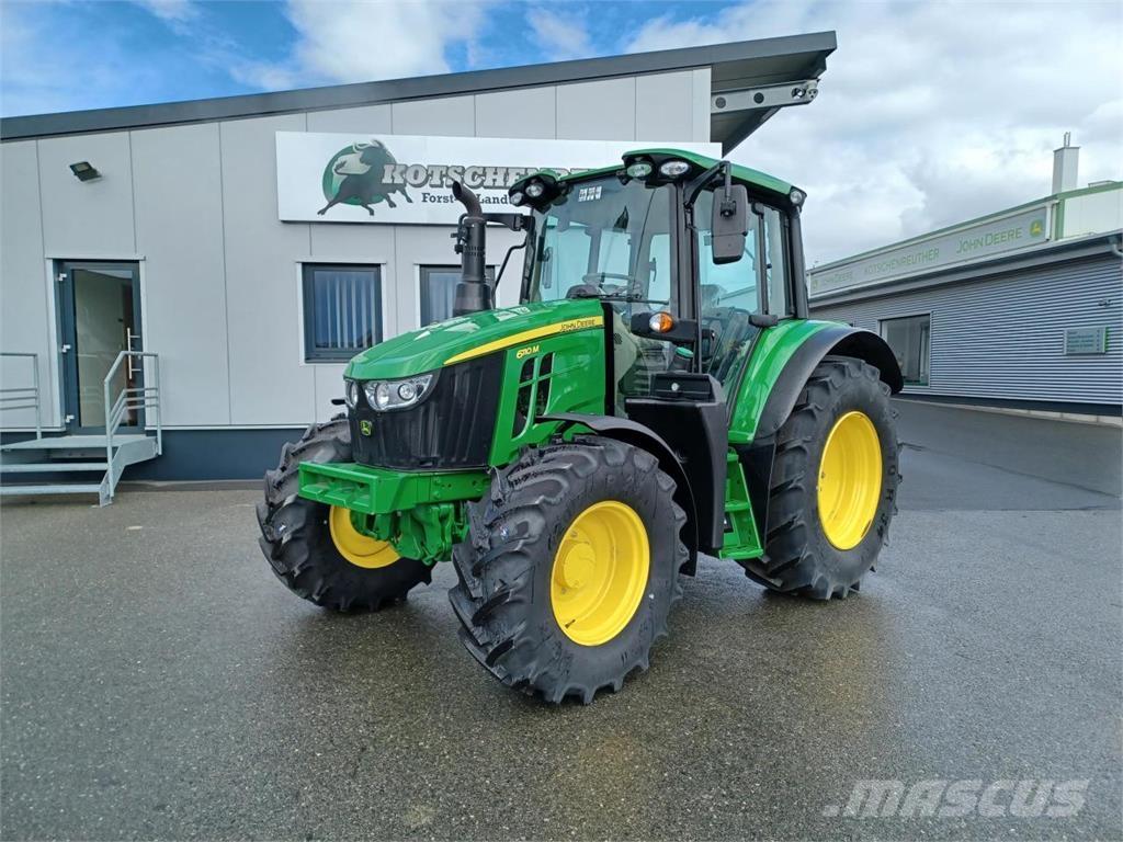 John Deere 6110M Tractoare