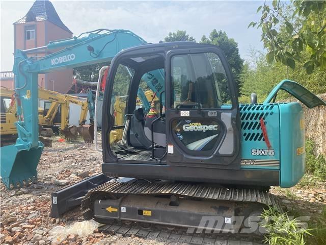 Kobelco SK 130 Excavatoare pe șenile
