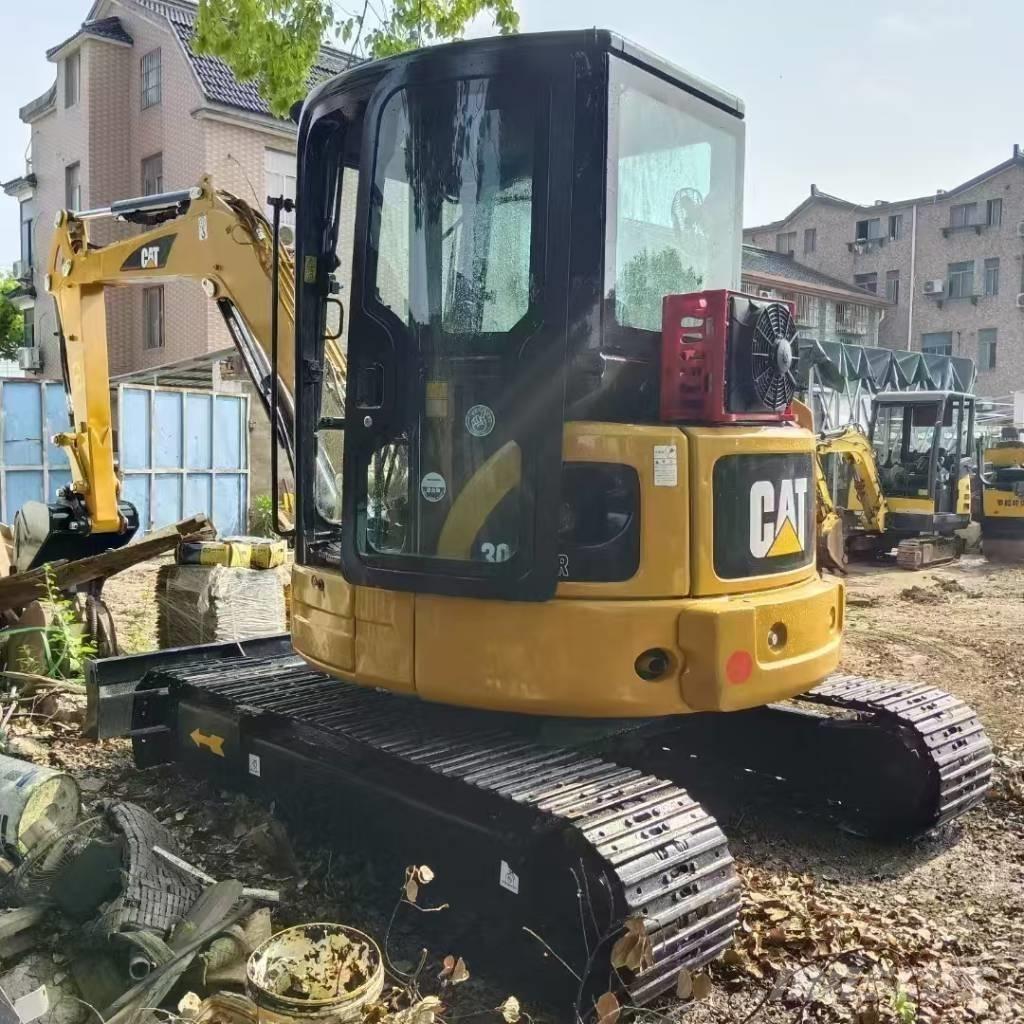 CAT 304CR Mini excavatoare < 7t