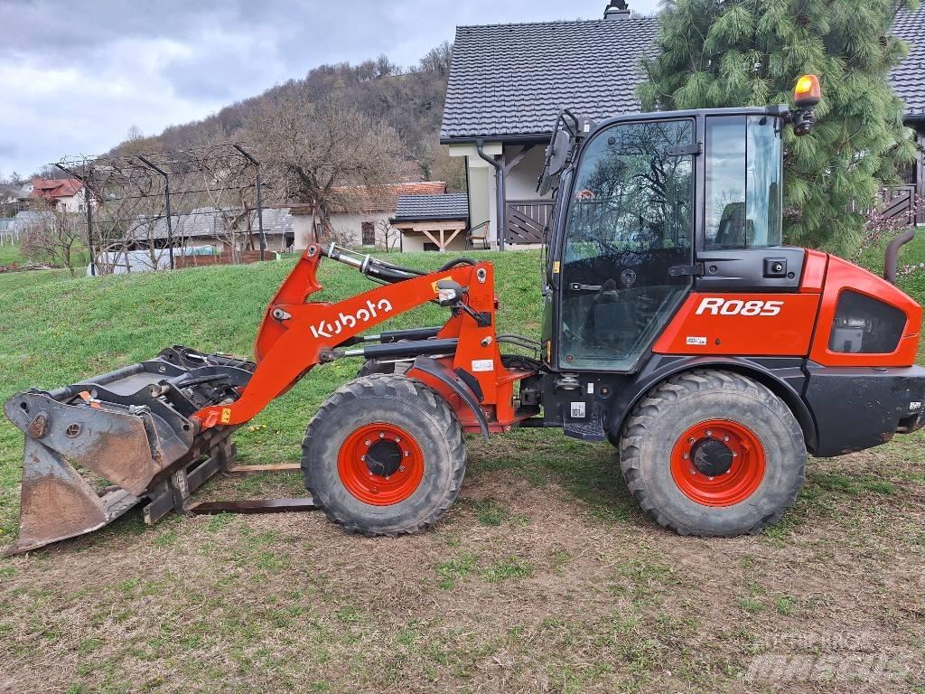 Kubota R 085 Incarcator pe pneuri