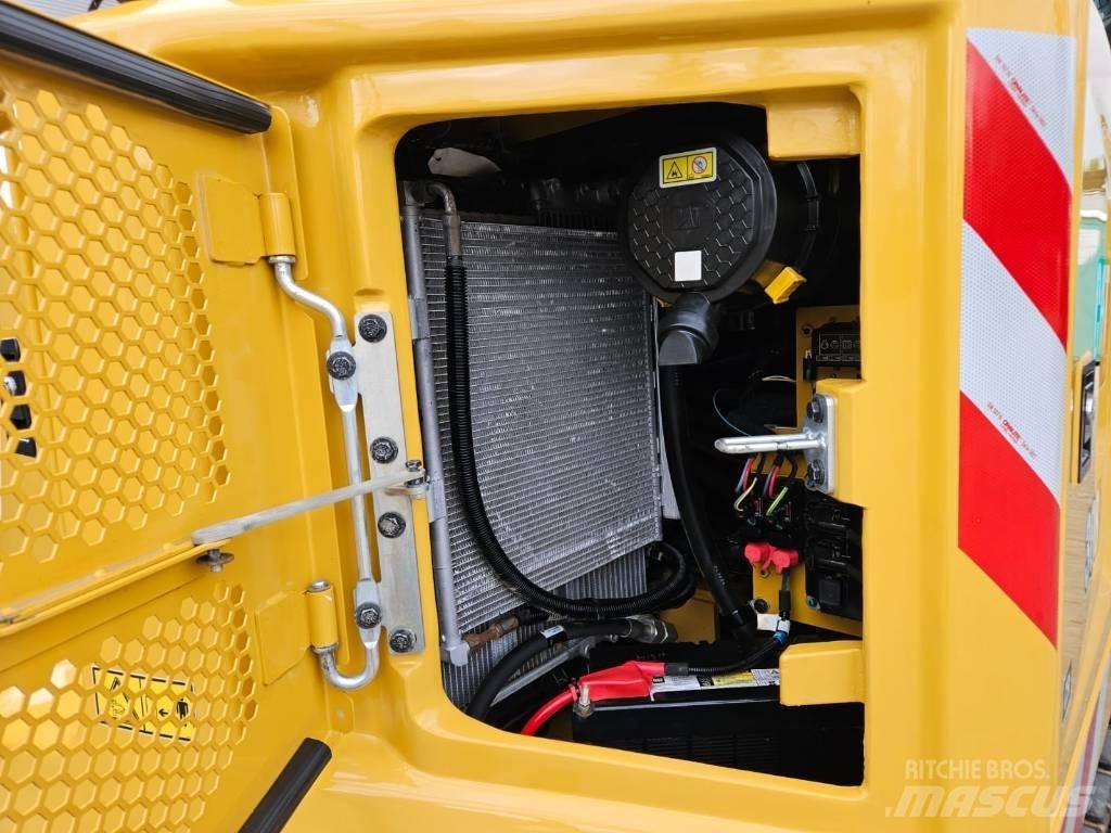 CAT 308 CR Excavatoare 7t - 12t
