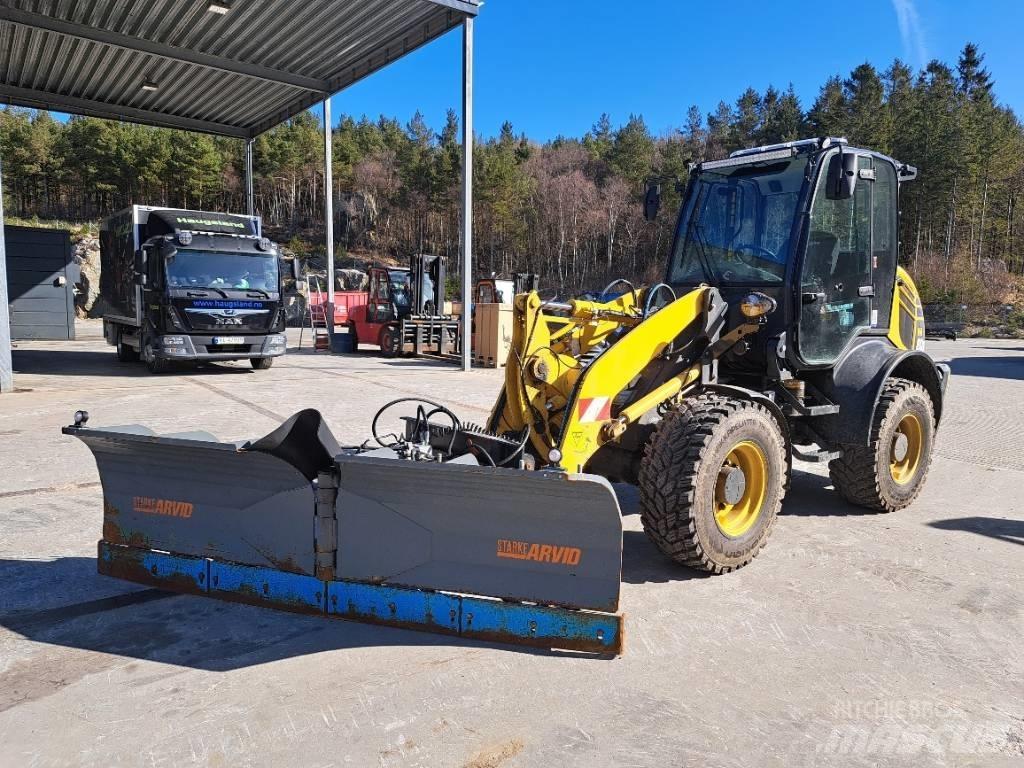Komatsu WA 80 M Incarcator pe pneuri