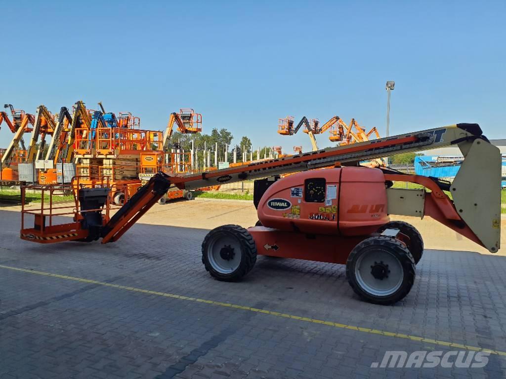 JLG 600AJ Nacele cu brat articulat