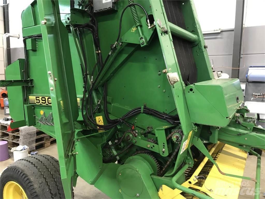 John Deere 590 Baler dreptunghiular