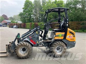 GiANT G2200E Mini incarcator