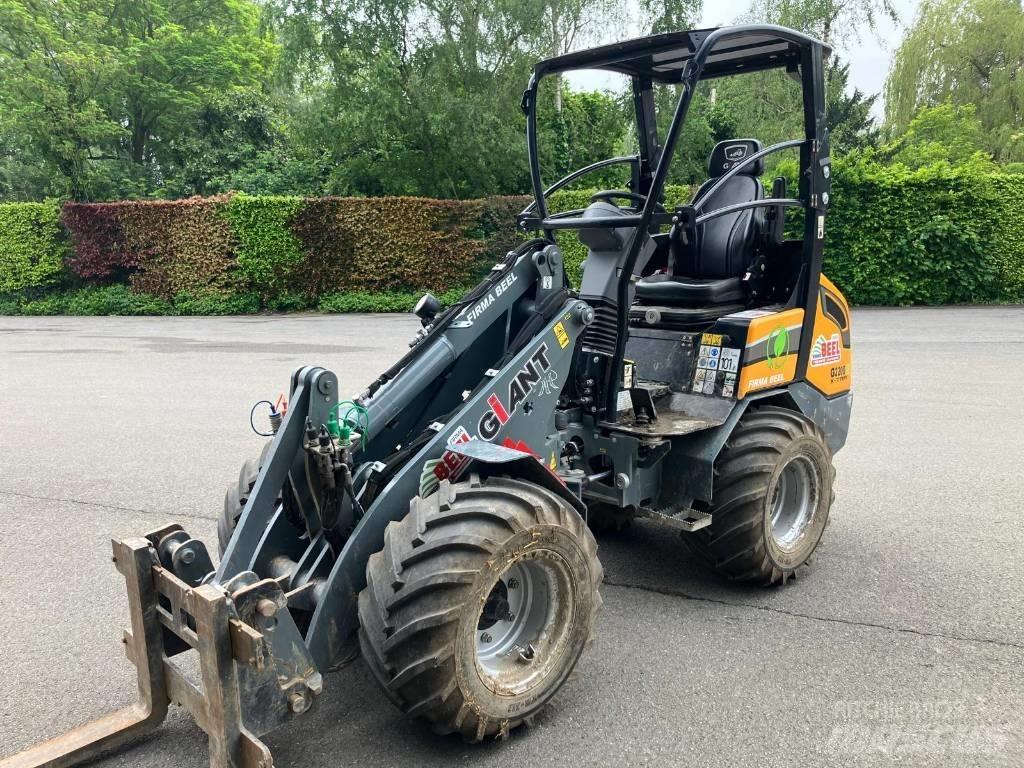 GiANT G2200E Mini incarcator