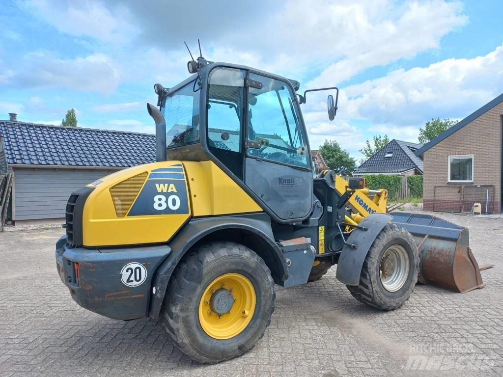 Komatsu WA 80-6 Incarcator pe pneuri